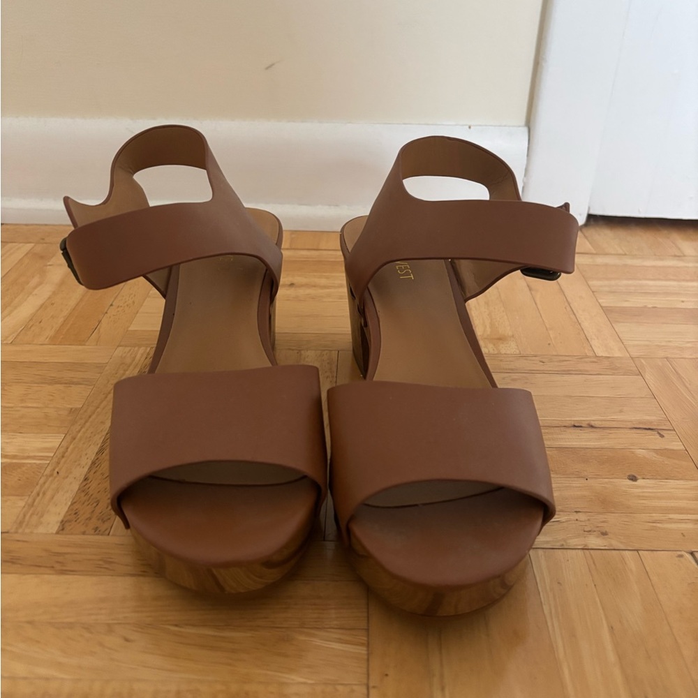 Nine West Platform Sandals Sz 7